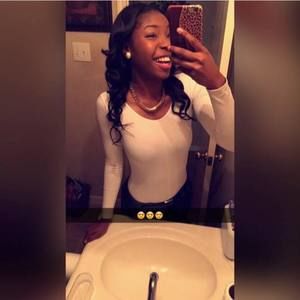 Meet your Posher, Jasmine