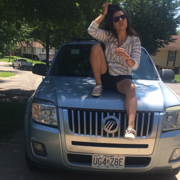 Meet your Posher, Elizabeth