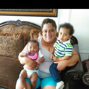 Meet your Posher, Aida