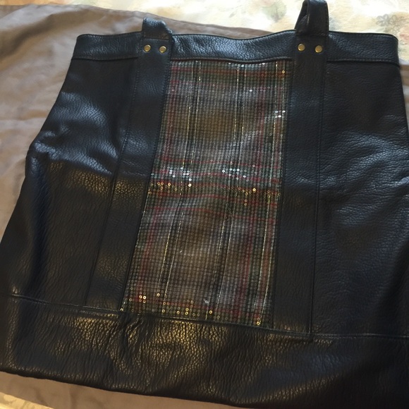 BRAND NEW!!! Navy AE bag