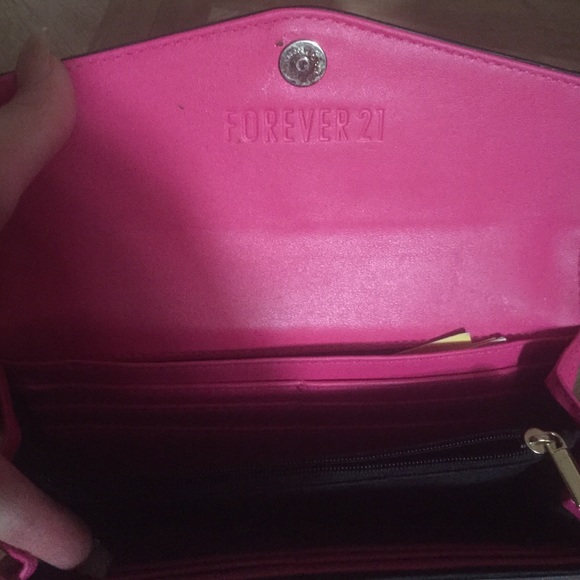 Wallet - Picture 2 of 3