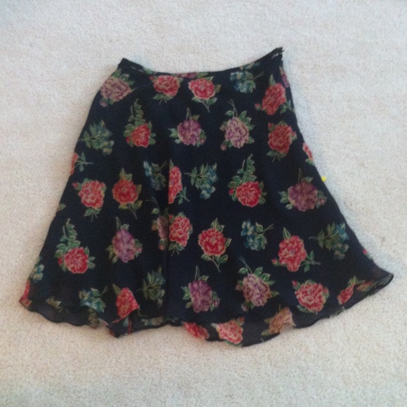 FLORAL PRINT SILK SKIRT - Picture 1 of 2