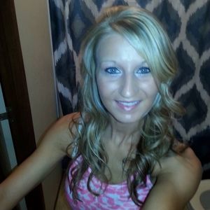 Meet your Posher, Angela