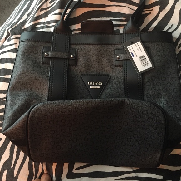Brand new guess bag