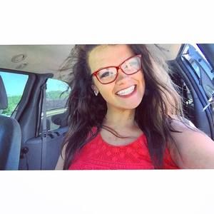 Meet your Posher, Whitney