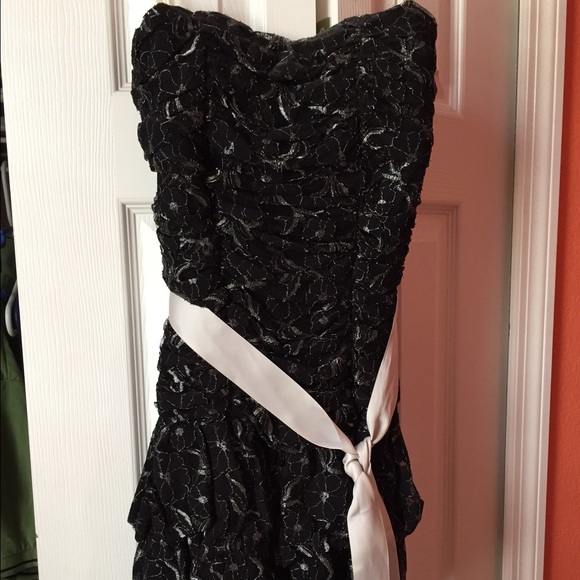 Black and silver homecoming dress 😍