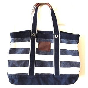 Abercrombie & Fitch Beach Tote