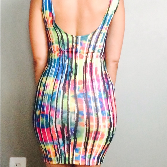 Dress - Picture 2 of 3