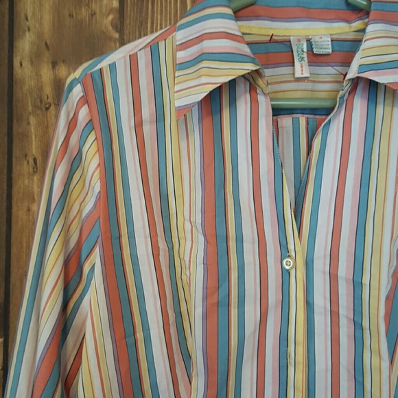 Flattering Button Down - Picture 2 of 2