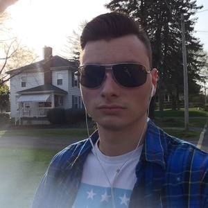 Meet your Posher, Alex