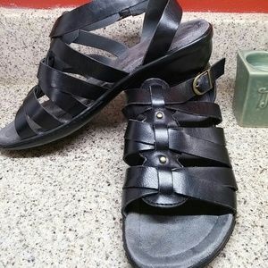 Comfy black leather sandals