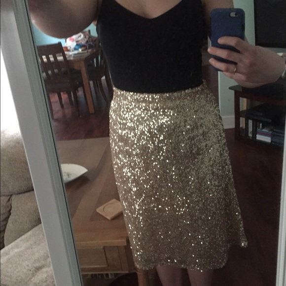 NWT! Sequin midi skirt!