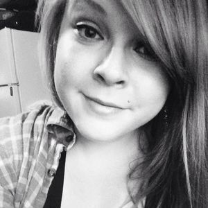 Meet your Posher, Deanna