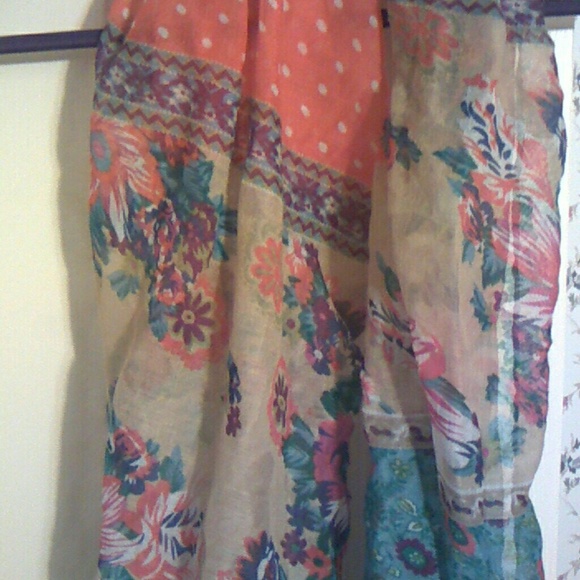 Scarf - Picture 2 of 2