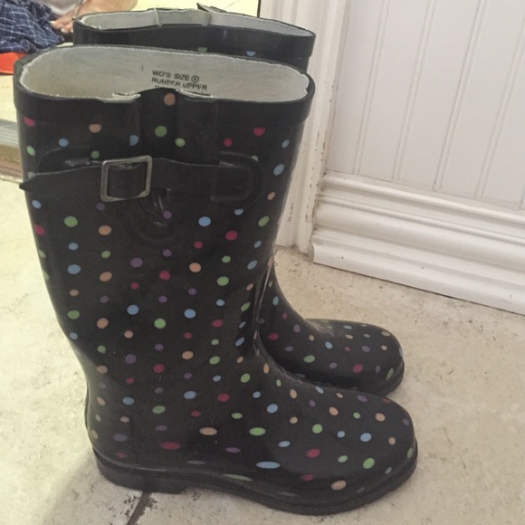 Polka dot rain boots