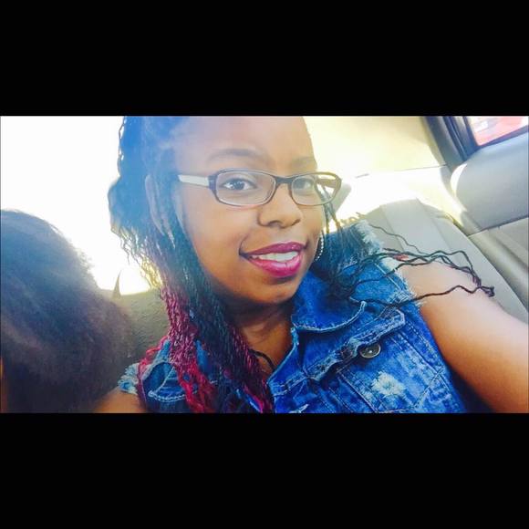 Meet your Posher, Daja - Picture 1 of 1