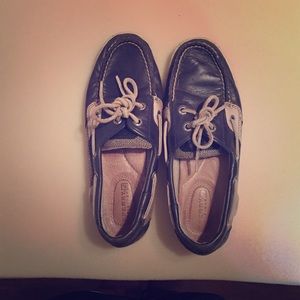 Navy Sperrys