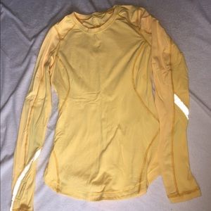 Lululemon Run Reflect LS top