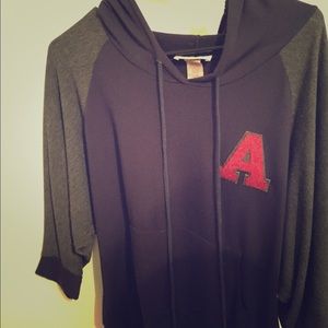 Active baseball tee sweater!