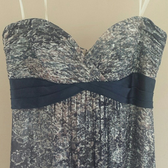 BCBGMaxAzria Sweetheart Neck Gown - Picture 2 of 4