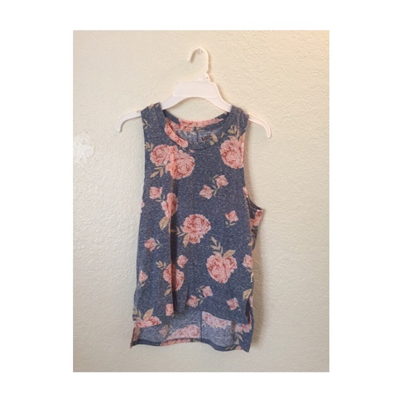 Floral muscle top