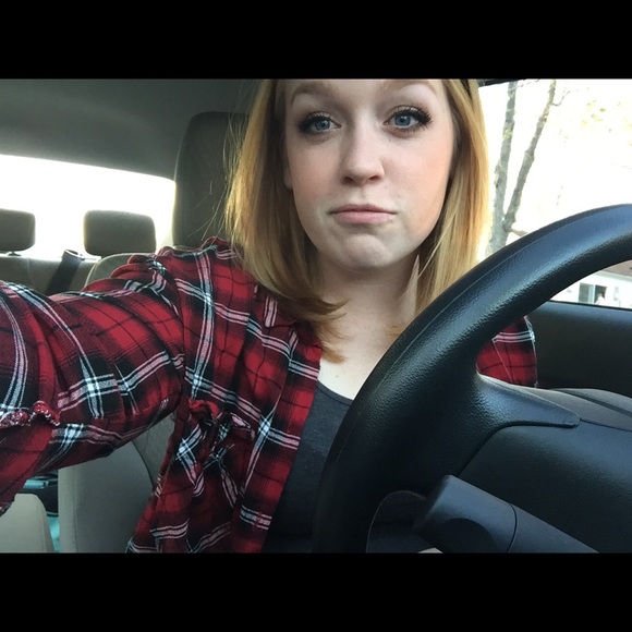 Meet your Posher, Alexandria - Picture 2 of 2