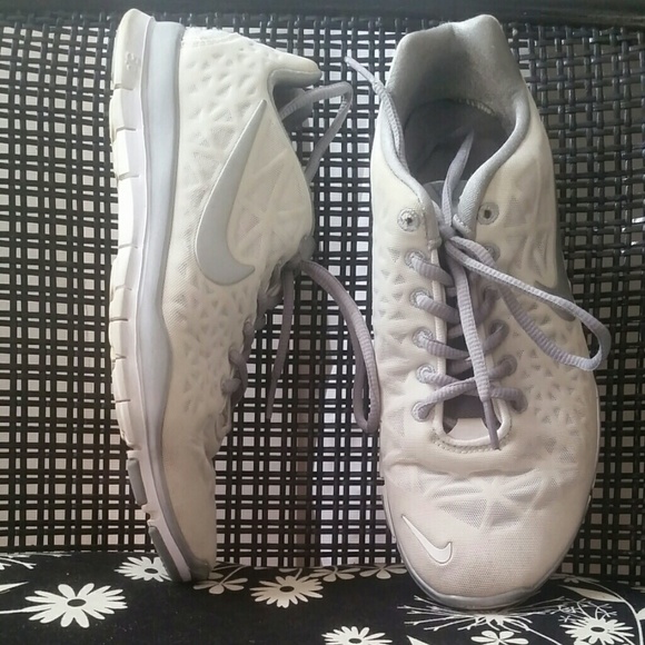 NIKE 5.0 TR FIT RUNNING SHOE