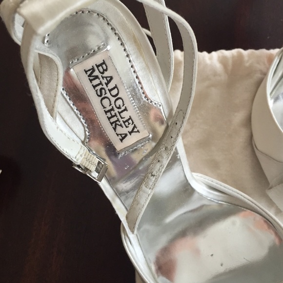 Badgley Mischka Embellished Ankle Strap Pump - Picture 2 of 4