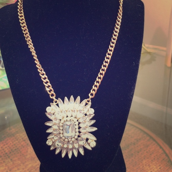 Link chain stunning necklace