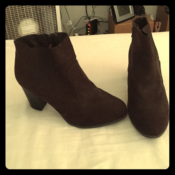 Booties/boots