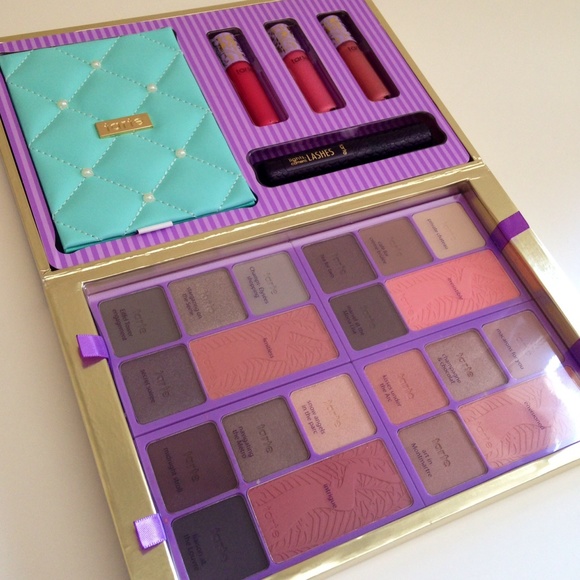 Tarte Away Oui Go Sweet Dreams Collection