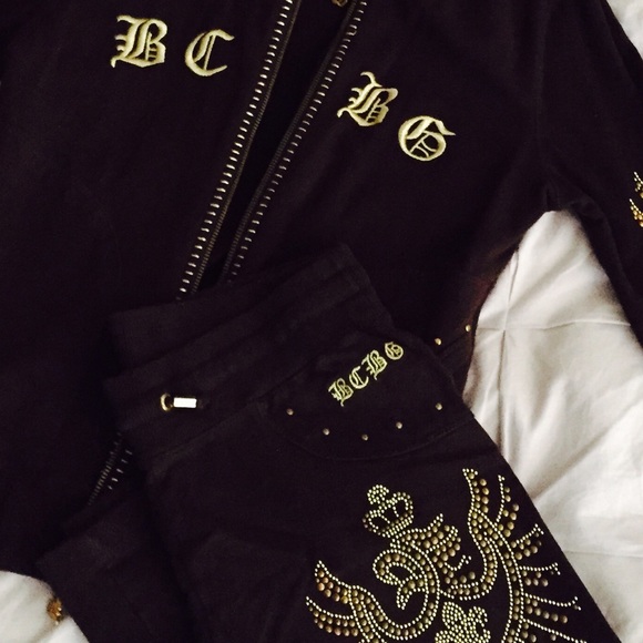 BCBG brown gold stud sweat suit like new!