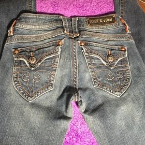 Rock Revival **size 29, but more like a 27**