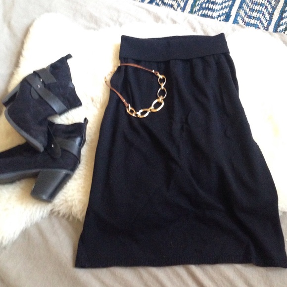 DKNY black pencil skirt - Picture 2 of 4