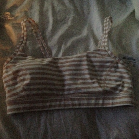 lululemon athletica Tops - Lululemon striped straight up bra sz 8