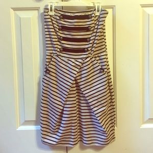 Strapless dress