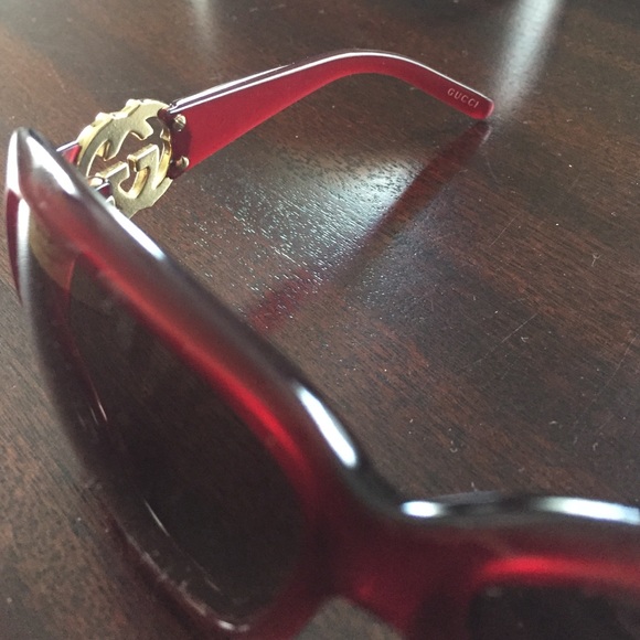 Gucci Sunglasses - Picture 3 of 4