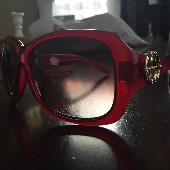 Gucci Sunglasses - Picture 4 of 4