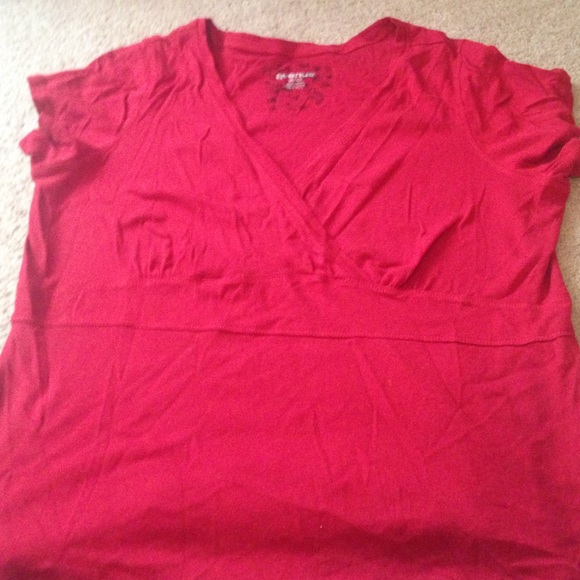 Avenue deep red knit