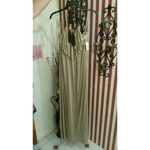 Beautiful taupe/brown dress!