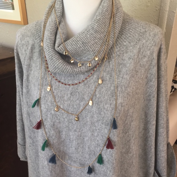 🚫GIFTED🚫 Multi-strand gold tone necklace - Picture 4 of 4