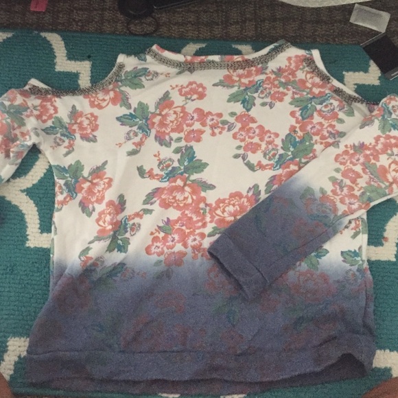 Cut out shoulder sweater