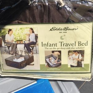 Infant travel bed