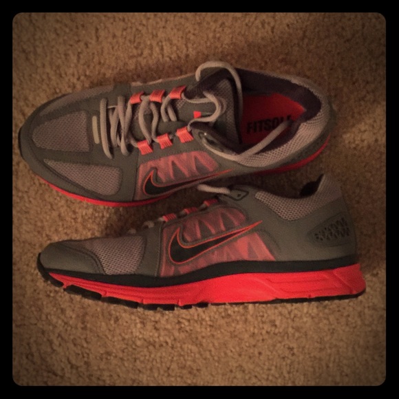 Nike Vomero 7