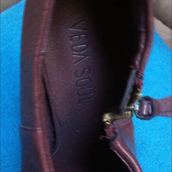 Leather Booties NWOT - Picture 2 of 3