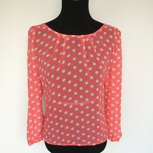 ❌ SOLD ❌Coral with white polka dot top EUC