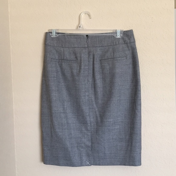 J.Crew Work Skirt in Grey, Size 0 NWOT - Picture 2 of 5