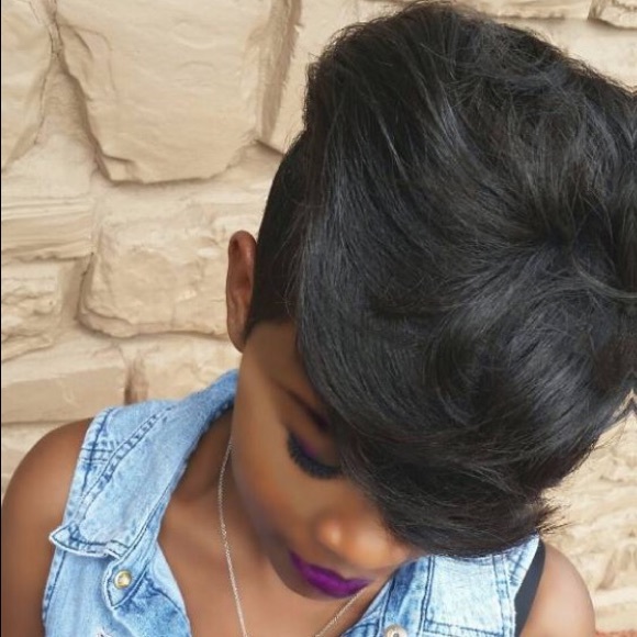 Meet your Posher, Zina