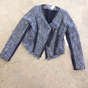 Cropped knitted jacket