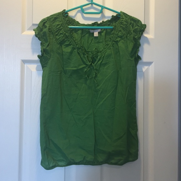 Green old navy shirt
